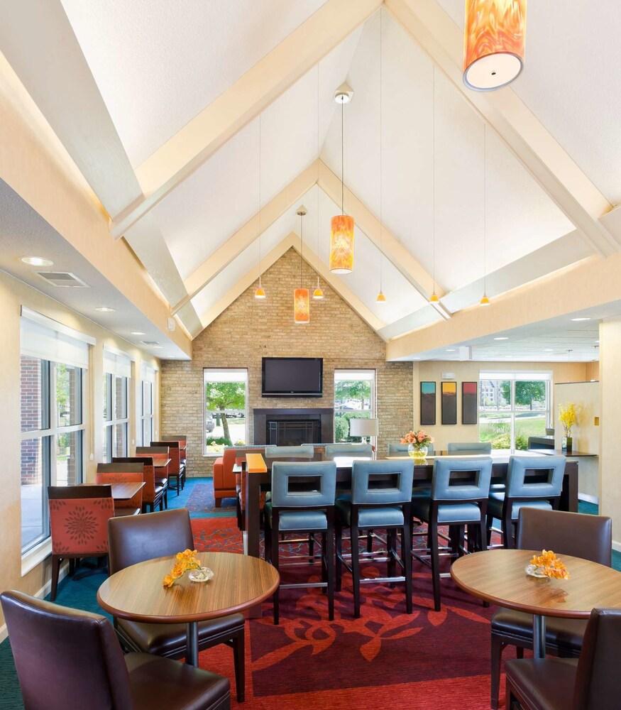 Residence Inn By Marriott Cedar Rapids Εξωτερικό φωτογραφία