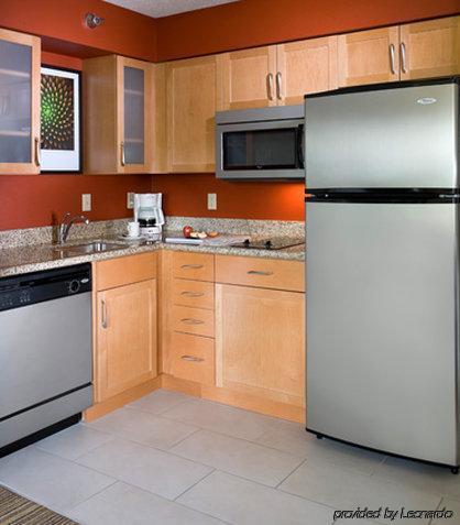 Residence Inn By Marriott Cedar Rapids Δωμάτιο φωτογραφία