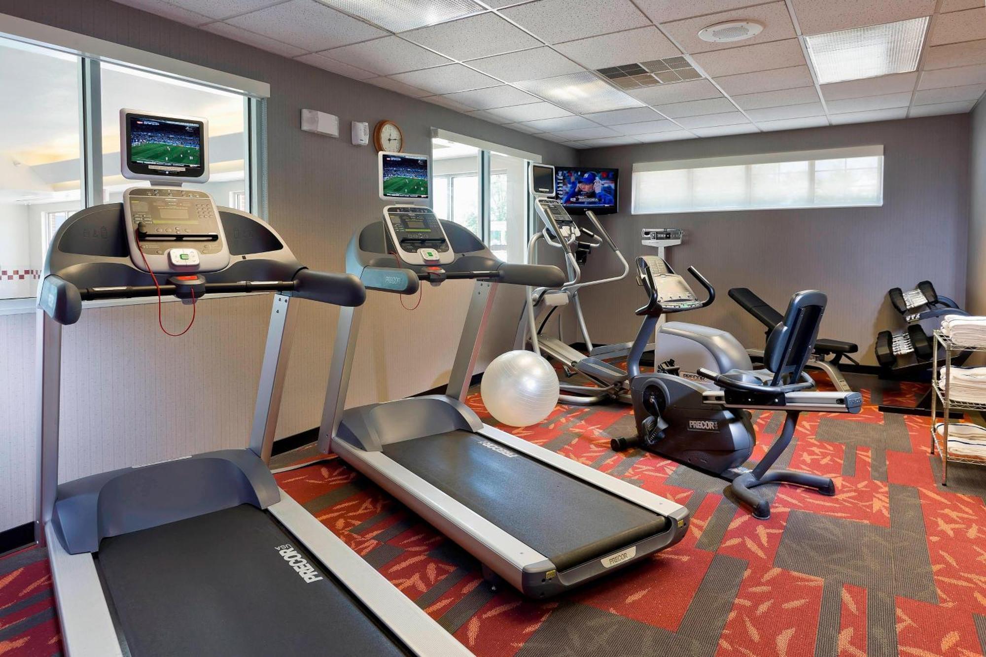Residence Inn By Marriott Cedar Rapids Εξωτερικό φωτογραφία