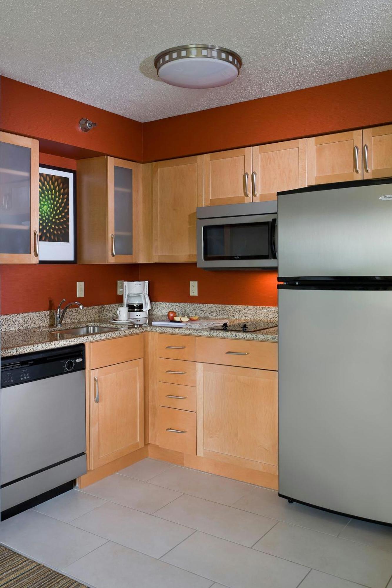 Residence Inn By Marriott Cedar Rapids Εξωτερικό φωτογραφία
