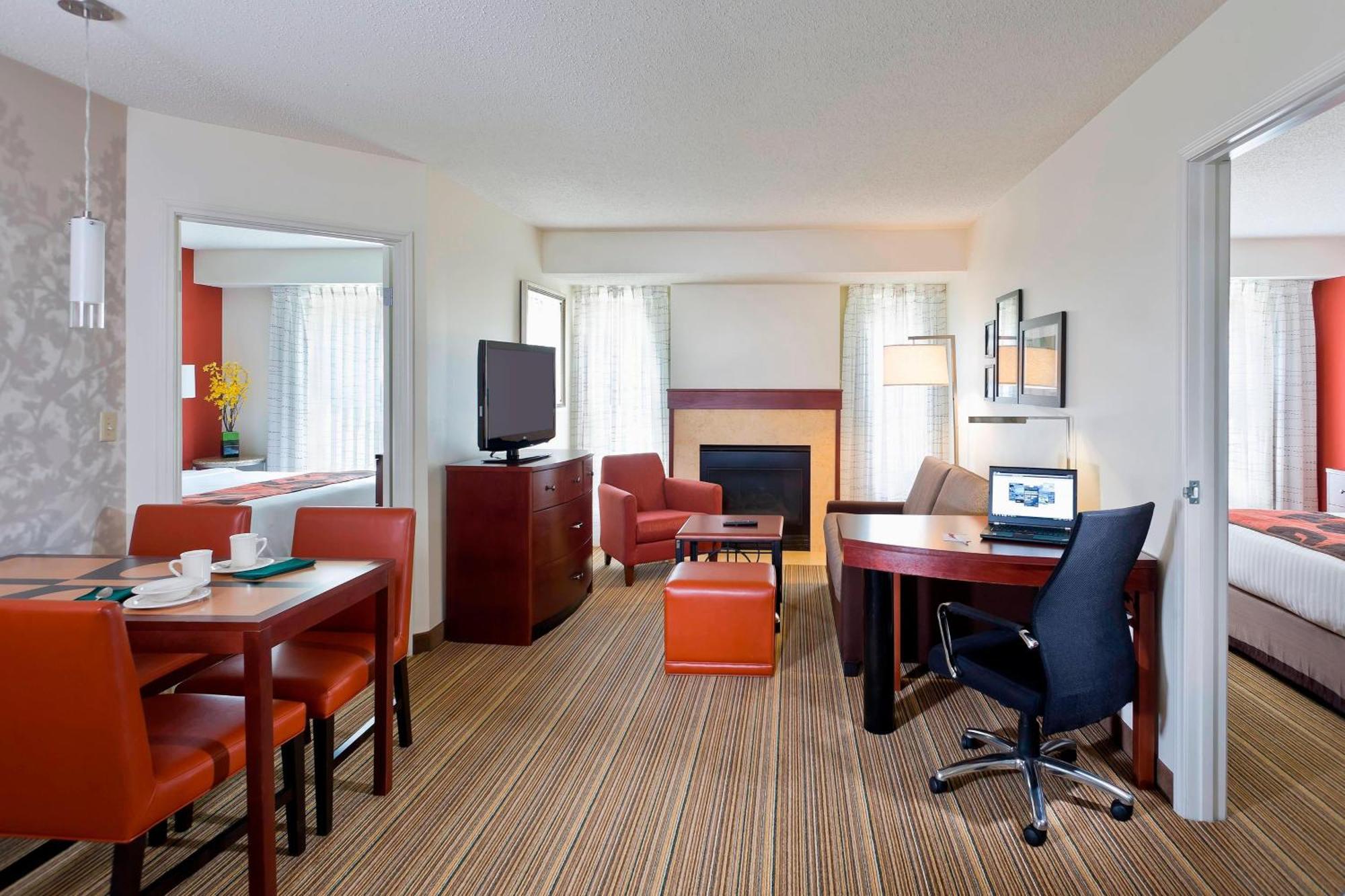 Residence Inn By Marriott Cedar Rapids Εξωτερικό φωτογραφία